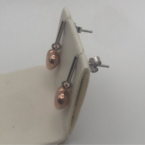 DYADEMA Sterling Silver & Rose Gold Plate Bar & Puffy Heart Stud Earrings 21mm - Picture 2 of 5